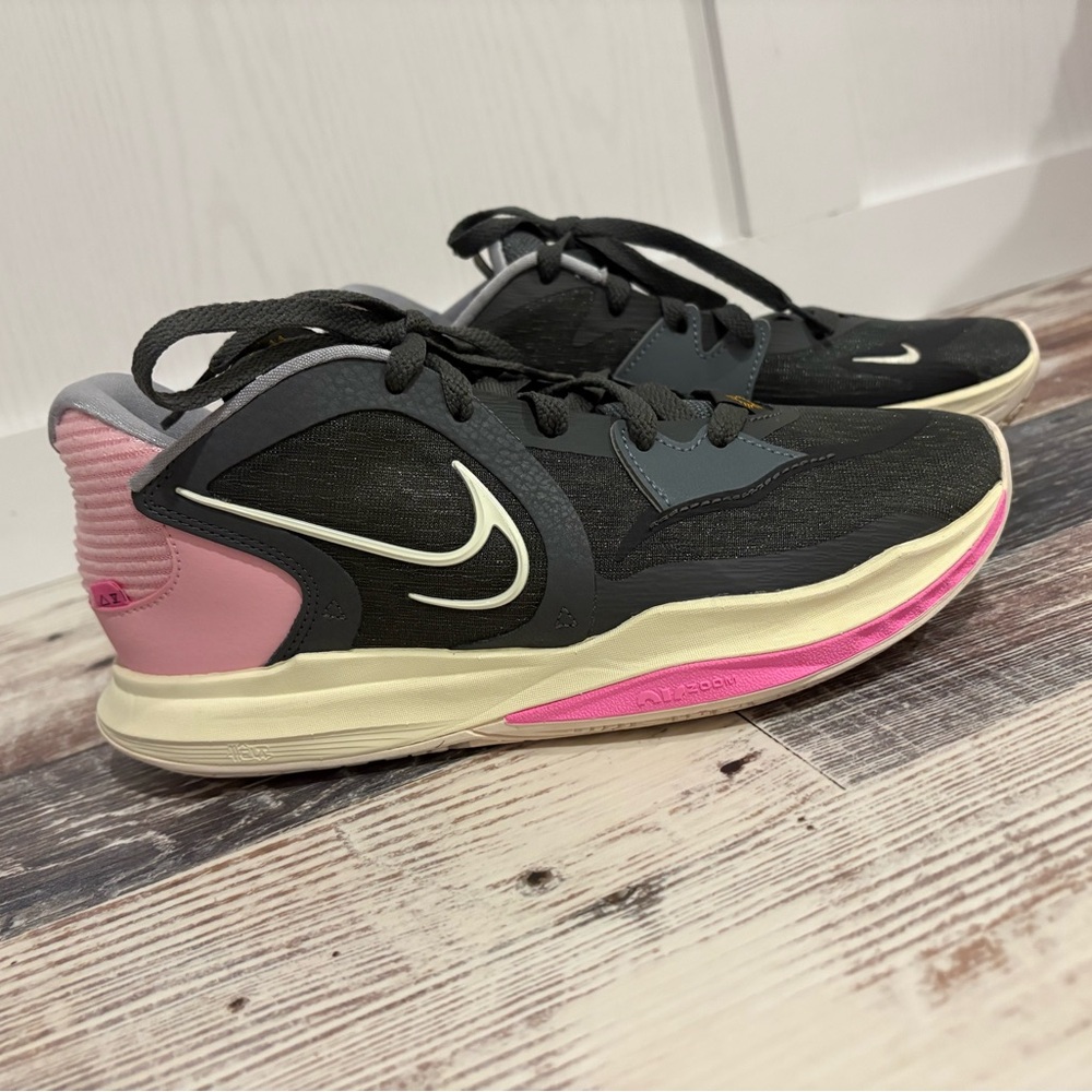 Nike Kyrie Low 5 Preservation Basketball Shoes DJ6012-005 Men’s 7 Womens 8.5